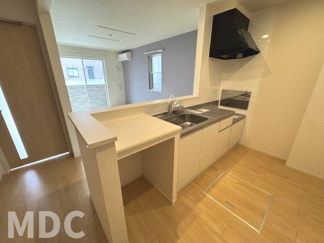 徳島市北矢三町３丁目のアパートのキッチン