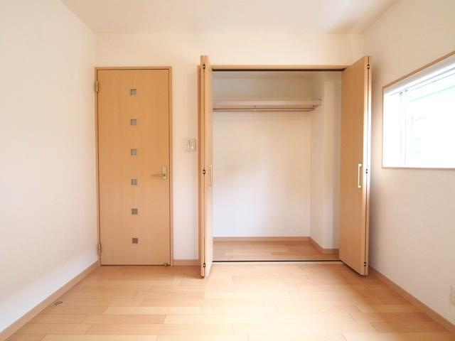 緑丘２丁目戸建の収納|便利な収納スペースです
