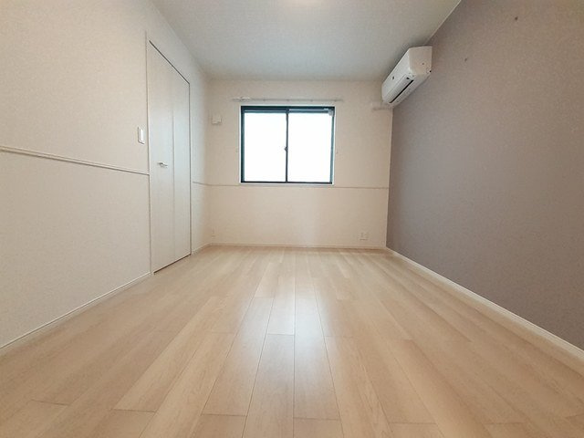 アヴァンザーレの内装|きれいな内装です