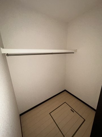 フジパレス立花サウスの収納
