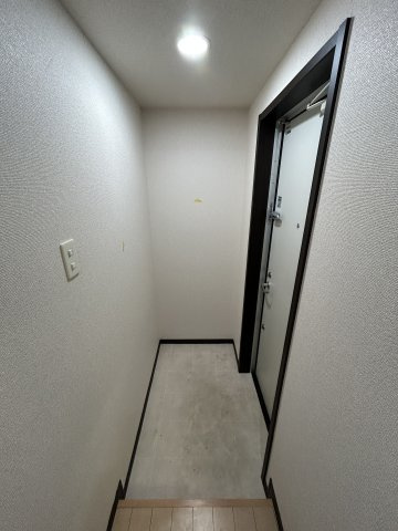 フジパレス立花サウスの玄関