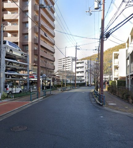 ハルシオーネの周辺