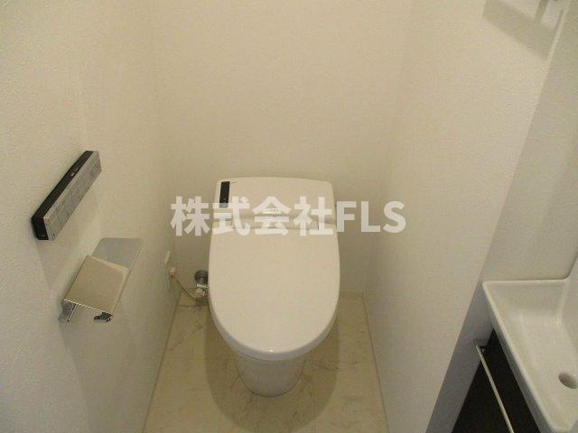 北区赤羽２丁目の賃貸マンションのトイレ