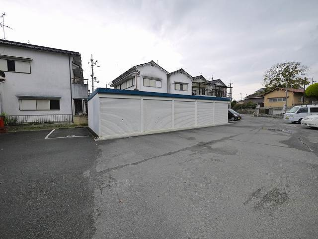 川嶋モータープール