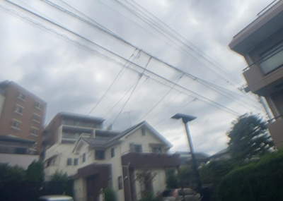 【展望】 | 富士森ハイツ | 眺望の良さを楽しめるダイニングキッチンで家族団らんの時間を過ごしてはいかがでしょうか。バルコニーから見える景色を家族で眺める時間は、時間が経つのを忘れてしまいそうですね。是非、現地を見に行きましょう！