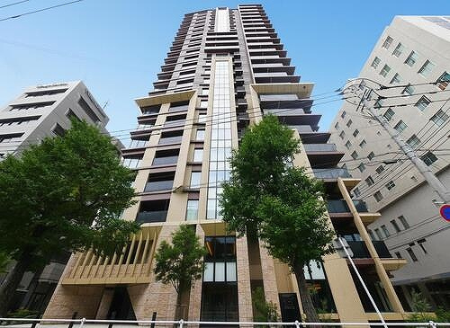 レーベン福岡天神ＯＮＥ　ＴＯＷＥＲの外観|マンション外観