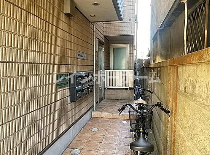 スカイビュー曳舟のエントランス