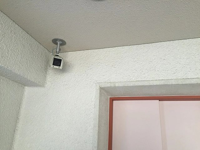 日商岩井箕面ハイツＢ棟のエントランス