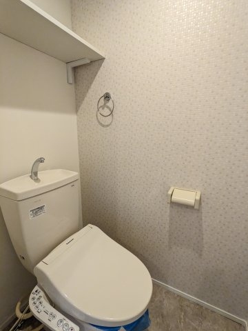 ハーモニーテラス尾頭橋のトイレ|302号室