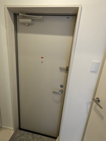 ハーモニーテラス尾頭橋の玄関|302号室