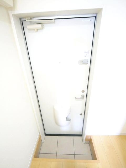 サンレジデンス東中野※初期費用分割後払いサービス利用可能物件の玄関