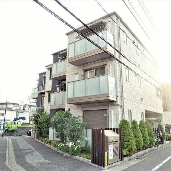 リラフォートの外観