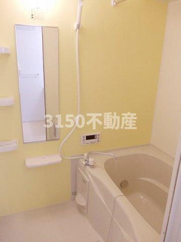 コンフォート中鶉Ⅱの浴室|コンパクトで使いやすいお風呂です