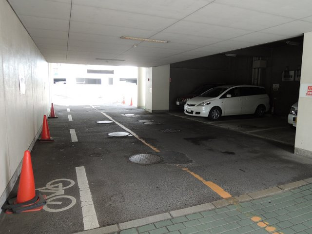 【駐車場】スカイコート上杉 