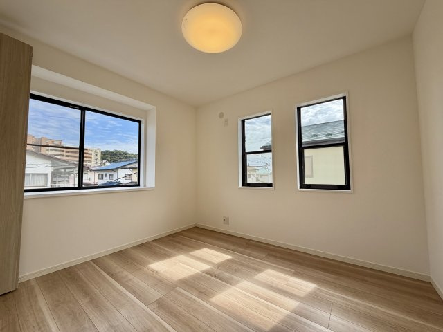 【洋室】 | 藤沢市本藤沢三丁目戸建