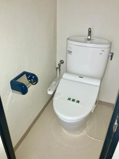 【トイレ】 | 東武鶴瀬西口サンライトマンション | ゆったりとした空間のトイレです