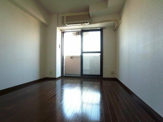 ライオンズプラザ本蓮沼の居間・リビング