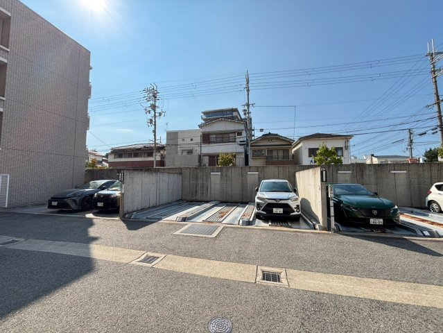 高師の浜アーバンコンフォートの駐車場