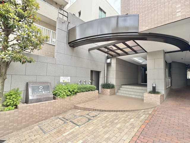 朝日シティパリオ高井戸のエントランス|朝日シティパリオ高井戸：オートロックも付いております！