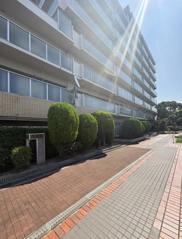 エクセラート北助松のエントランス