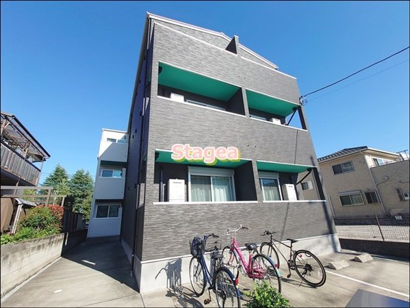 エルシーク大宮の外観