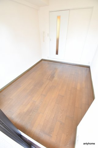 リーガル新大阪　仲介手数料無料の寝室