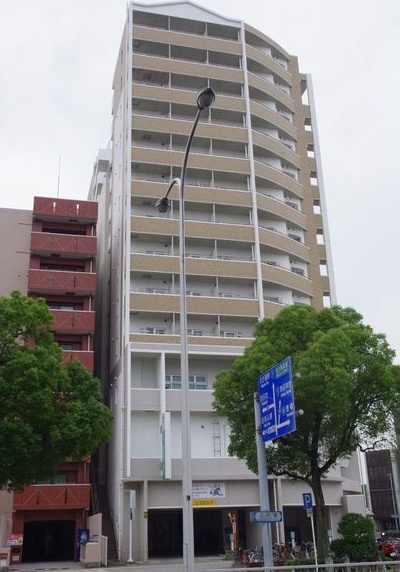 ベレーサ築地口ステーションタワーの外観
