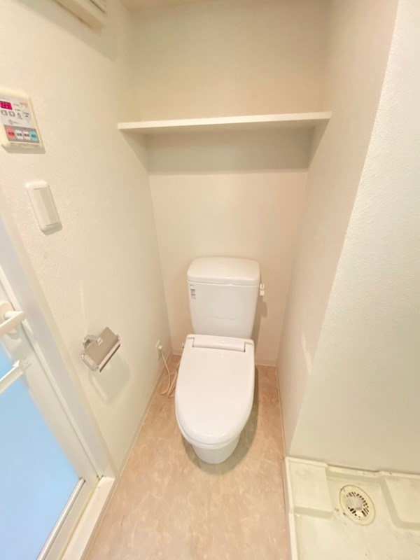 ブライズ三軒茶屋のトイレ|シンプルで使いやすいトイレです