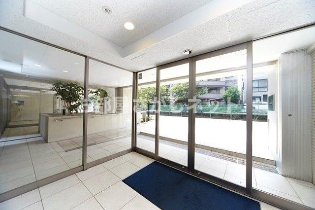 レジディア中落合B棟【おとり物件なし】#学生・社会人にオススメ！初期費用分割払いOK！のエントランス