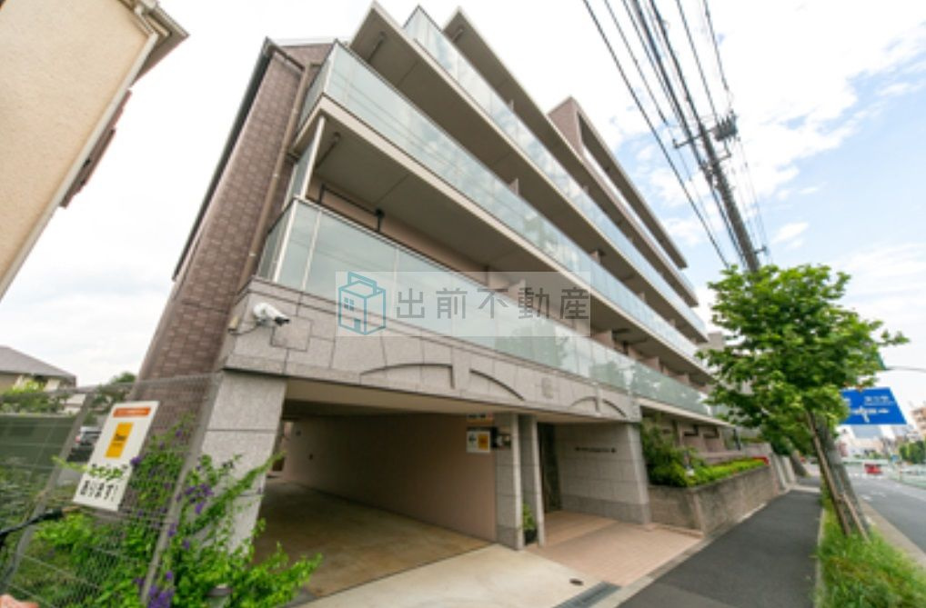 エストレリータ新宿落合の外観