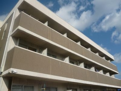 ルマンジュ津高の外観