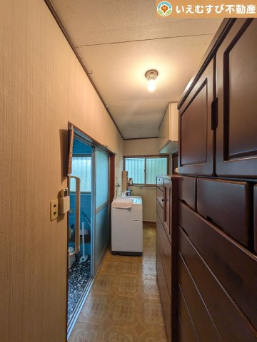 熊谷市大原　中古戸建の独立洗面台
