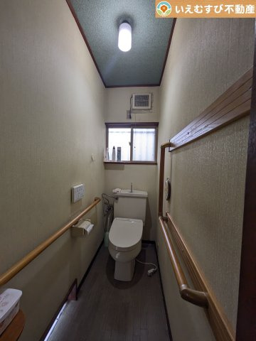熊谷市大原　中古戸建のトイレ