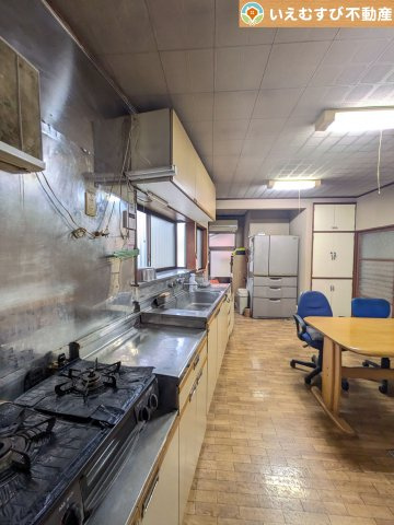 熊谷市大原　中古戸建のキッチン