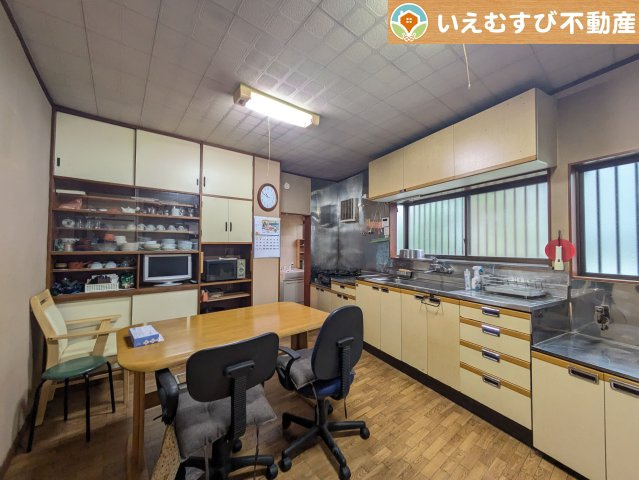 熊谷市大原　中古戸建のダイニング