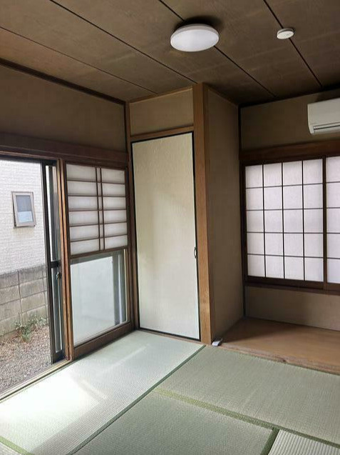 諏訪貸家の収納