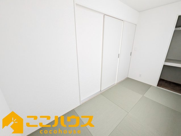 読谷村大木第４　クレイドルガーデン　新築戸建て　全３棟　2号棟の和室|和室4帖