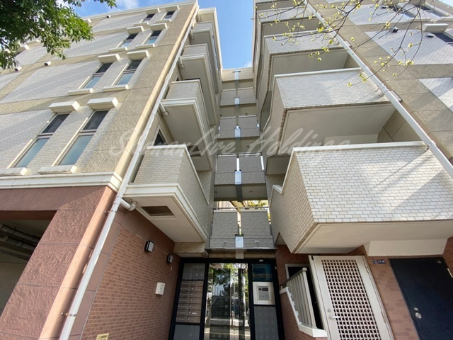 藤沢市本町３丁目の賃貸マンションの外観