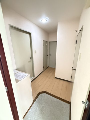 カサマローネの玄関