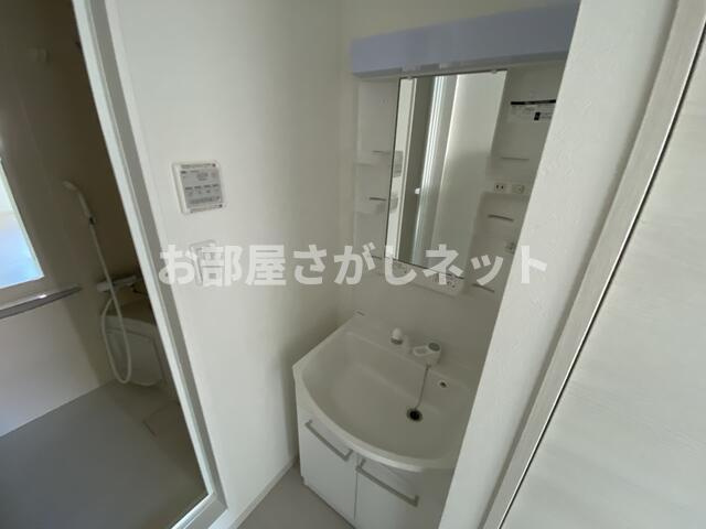 ヴォーノン曙橋【おとり物件なし】#学生・社会人にオススメ！初期費用分割払いOK！の洗面所