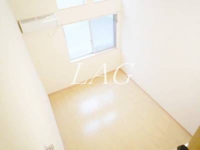 【居間・リビング】 | ルシェリア新丸子 | 洋室のお部屋です。