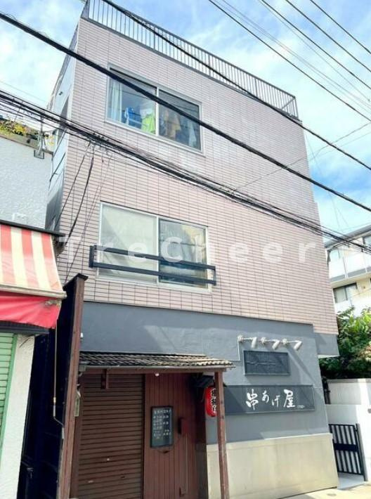 フラワーマンションの外観