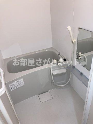 台東区下谷2丁目のマンションの浴室
