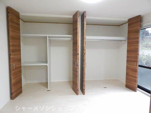 エスポワール・アージュ下石田　Ｂ棟　の収納