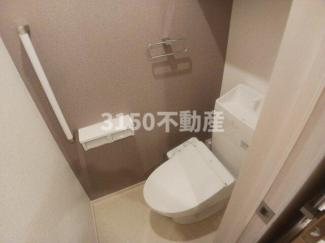 カーサ　コンフォルト　Ⅱのトイレ|落ち着いたトイレです