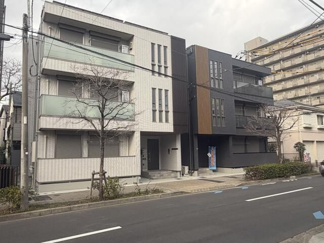 Ｒｉｌｙ　ｂｌａｎｃｈｅｕｒの外観