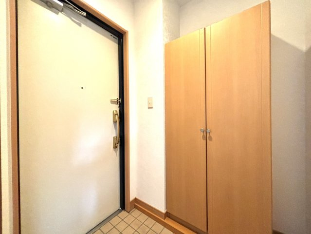 ビッグヴィレッジBの玄関