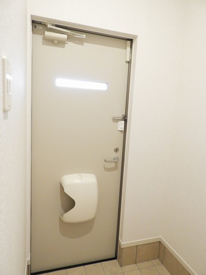 【玄関】レゾンドⅢ　古市橋