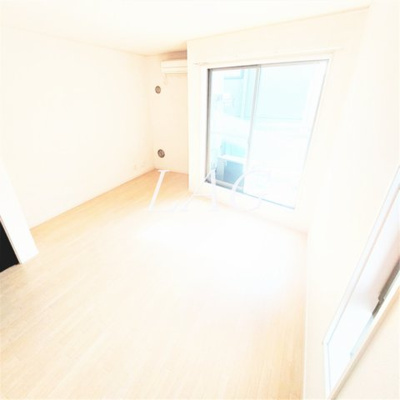 【居間・リビング】 | フラット太子堂 | 洋室のお部屋です。