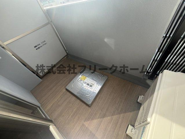 三鷹市下連雀３丁目の賃貸マンションのバルコニー